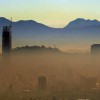 Santiago cautiva a sus visitantes pero los niveles de contaminación aumentan